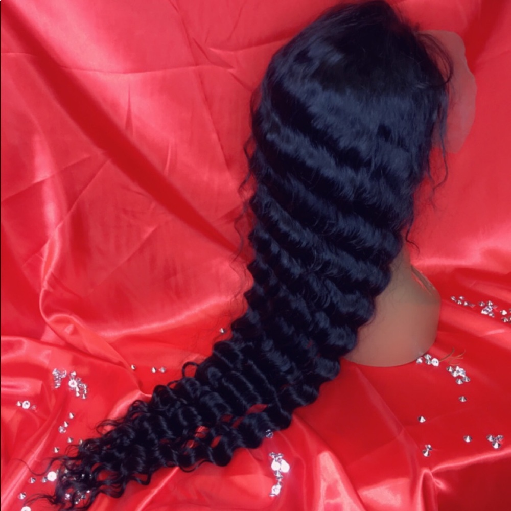 Hair - Picture 2 of 3